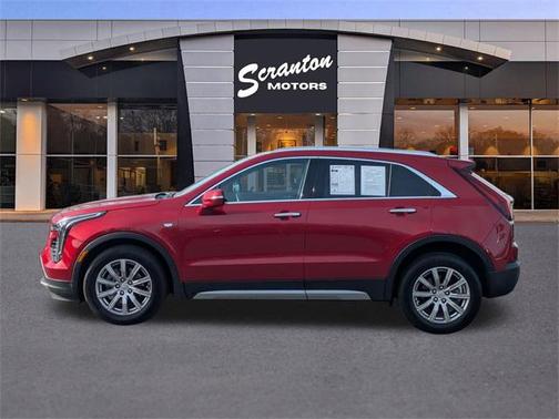 2023 Cadillac XT4 Premium Luxury
