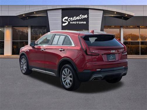 2023 Cadillac XT4 Premium Luxury