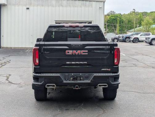 Onyx Black 2024 GMC Sierra 1500 AT4