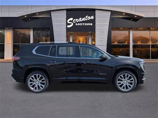 2025 GMC Acadia Denali