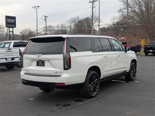 2023 Cadillac Escalade ESV Sport