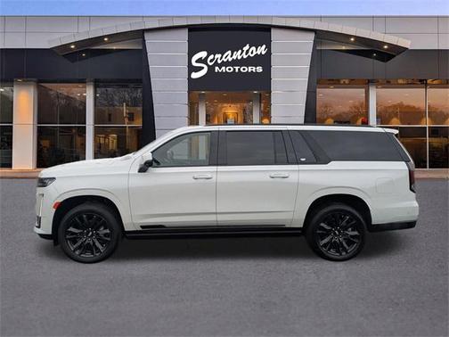 2023 Cadillac Escalade ESV Sport