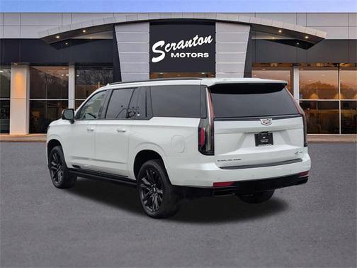 2023 Cadillac Escalade ESV Sport