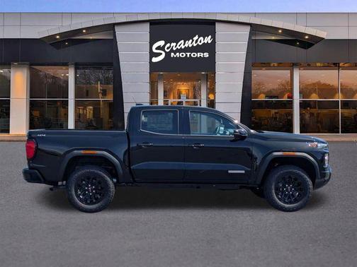 Onyx Black 2026 GMC Canyon Elevation