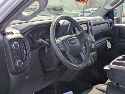 2025 GMC Sierra 2500 Base