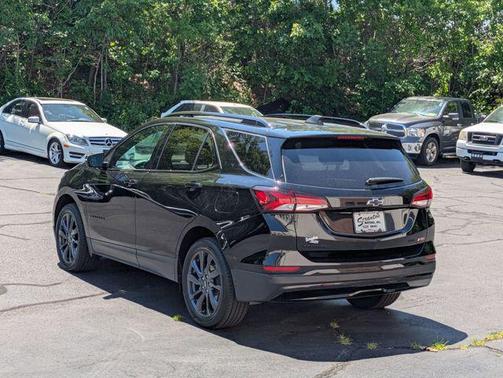 Mosaic Black Metallic 2024 Chevrolet Equinox AWD RS