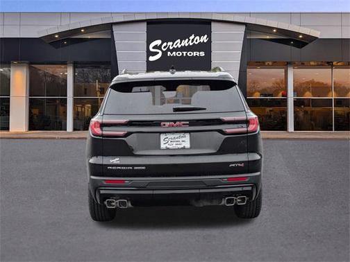 2025 GMC Acadia AWD AT4