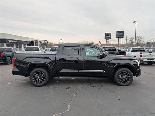 2025 Toyota Tundra Platinum