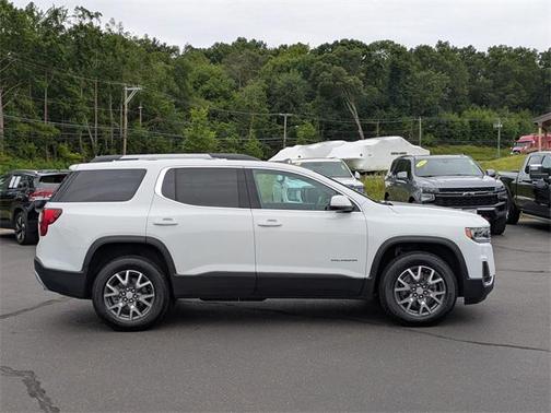 2023 GMC Acadia AWD SLE