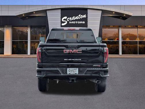 2026 GMC Sierra 3500 AT4