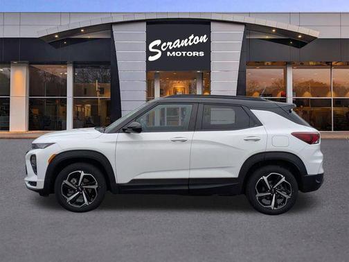 Summit White 2023 Chevrolet Trailblazer RS