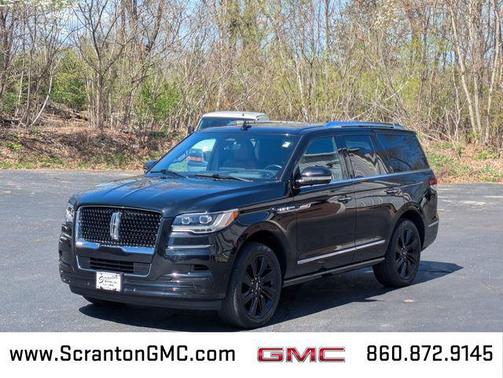 Infinite Black Metallic Clearcoat 2023 Lincoln Navigator Reserve