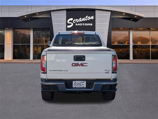 2020 GMC Canyon SLE