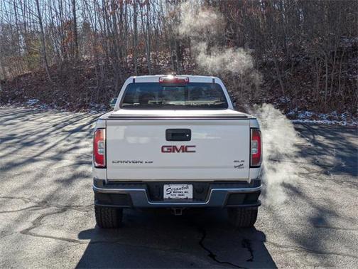2020 GMC Canyon SLE