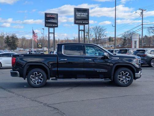 2023 GMC Sierra 1500 SLT