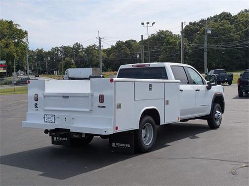 2025 GMC Sierra 3500 Base