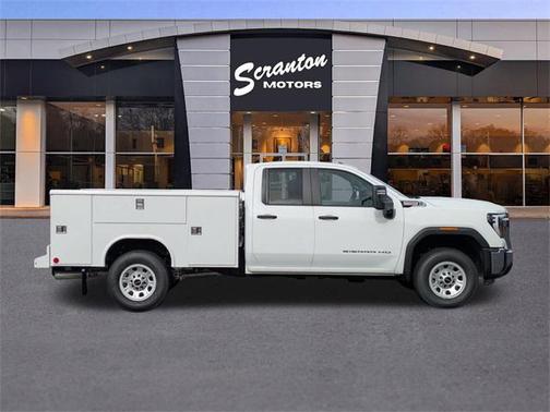 2025 GMC Sierra 3500 Base