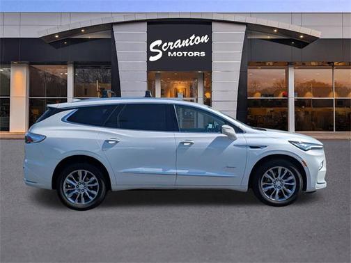 2022 Buick Enclave AWD Avenir