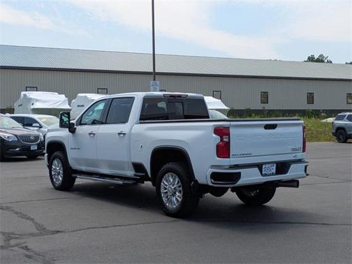 2022 Chevrolet Silverado 2500 High Country