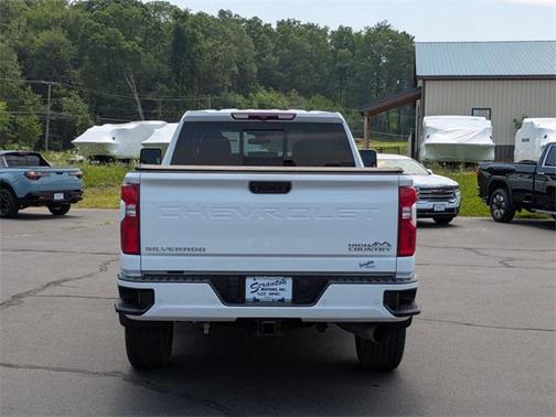 2022 Chevrolet Silverado 2500 High Country