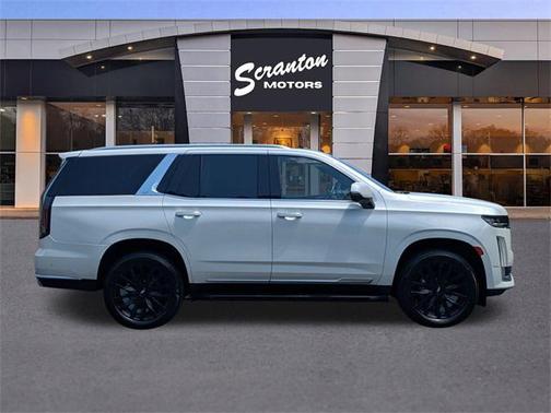 2024 Cadillac Escalade Premium Luxury