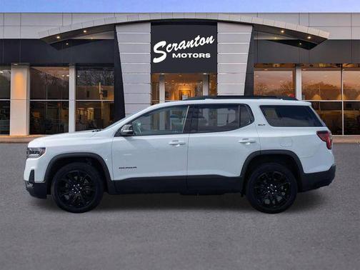 2023 GMC Acadia AWD SLT
