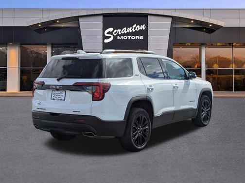 2023 GMC Acadia AWD SLT