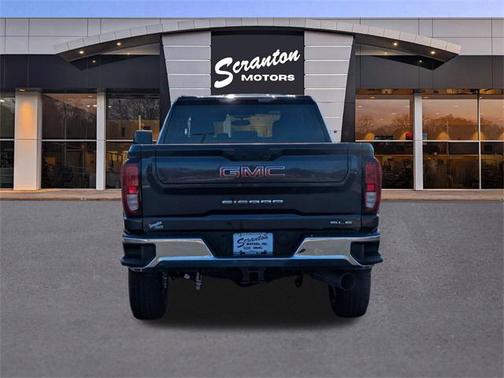 2026 GMC Sierra 2500 SLE