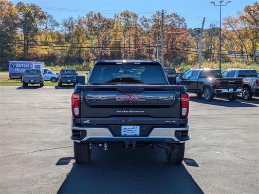 2026 GMC Sierra 2500 SLE