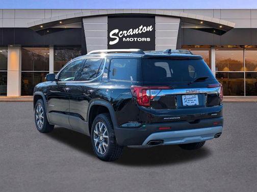 2023 GMC Acadia AWD SLT
