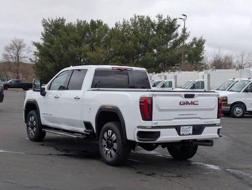 Summit White 2026 GMC Sierra 2500 Denali