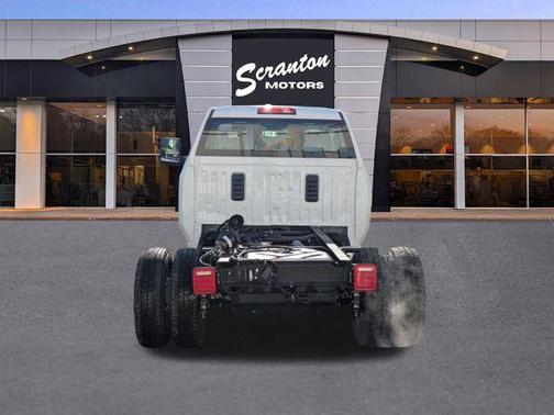 2026 GMC Sierra 3500 Base