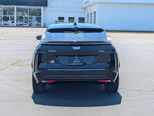 Stellar Black Metallic 2024 Cadillac LYRIQ Luxury
