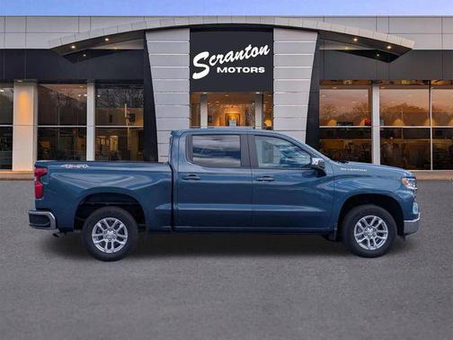 Lakeshore Blue Metallic 2024 Chevrolet Silverado 1500 LT