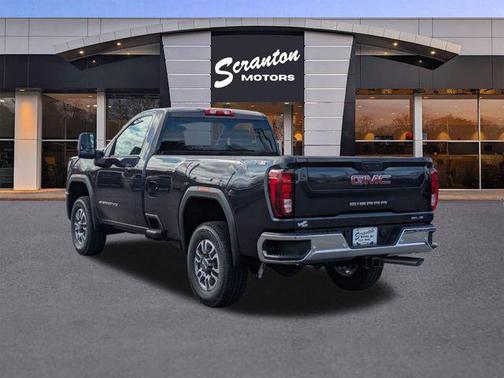 2025 GMC Sierra 2500 SLE