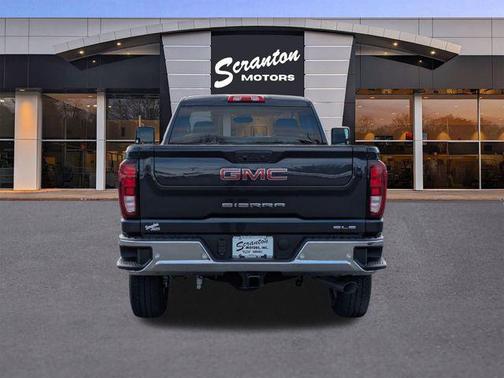 2025 GMC Sierra 2500 SLE