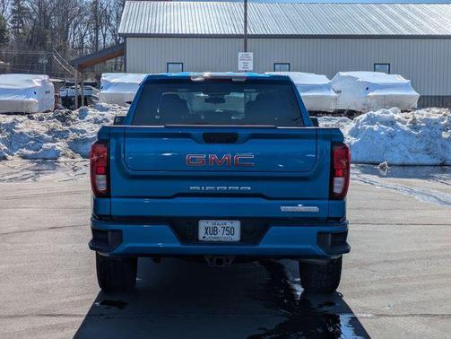 2022 GMC Sierra 1500 Elevation