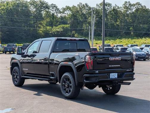 2025 GMC Sierra 2500 AT4