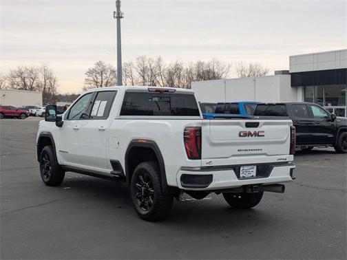 2024 GMC Sierra 2500 AT4