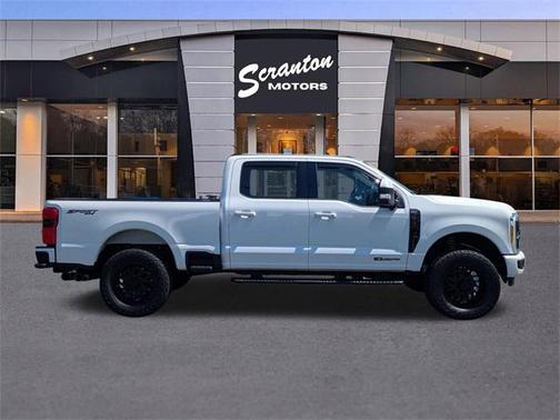 2023 Ford F-350 Lariat