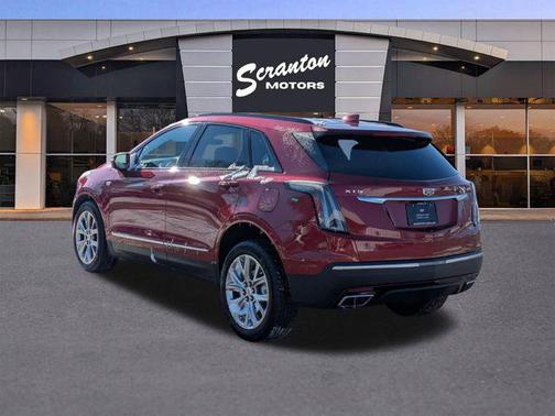 2020 Cadillac XT5 Sport