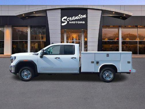 Summit White 2026 GMC Sierra 2500 Pro