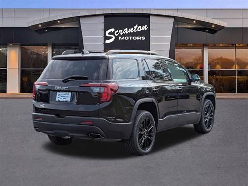2022 GMC Acadia AWD SLT