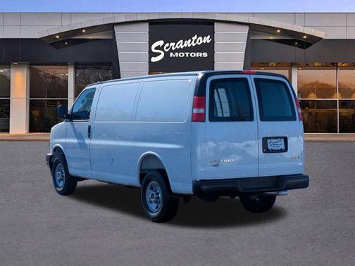 2026 GMC Savana 2500 Work Van