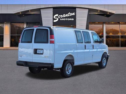 2026 GMC Savana 2500 Work Van