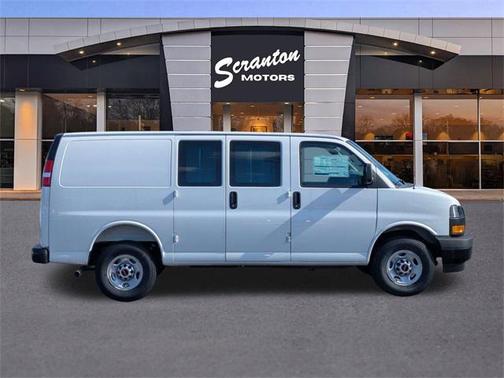 2026 GMC Savana 2500 Work Van