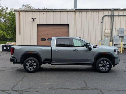 Sterling Metallic 2024 GMC Sierra 2500 Denali