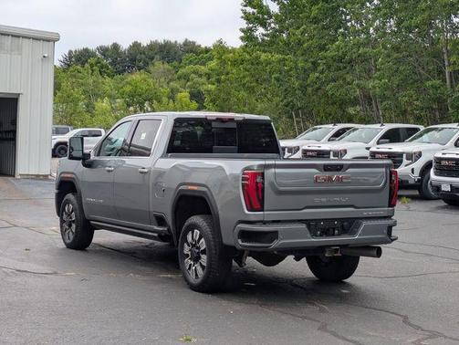 Sterling Metallic 2024 GMC Sierra 2500 Denali