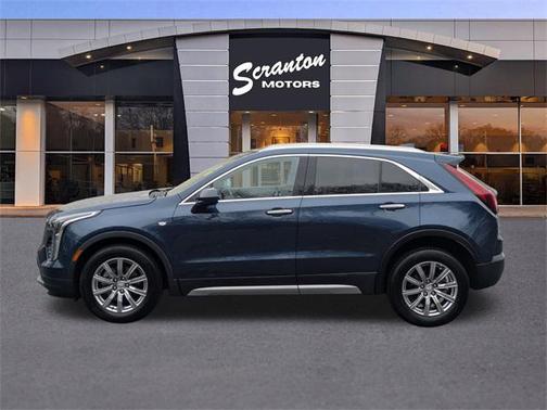 2020 Cadillac XT4 Premium Luxury