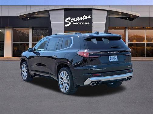 2025 GMC Acadia Denali